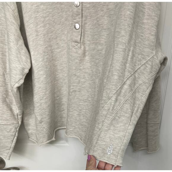 Free people gray play on oversized henley sweatshirt extra small ($128 retail) - Picture 8 of 11